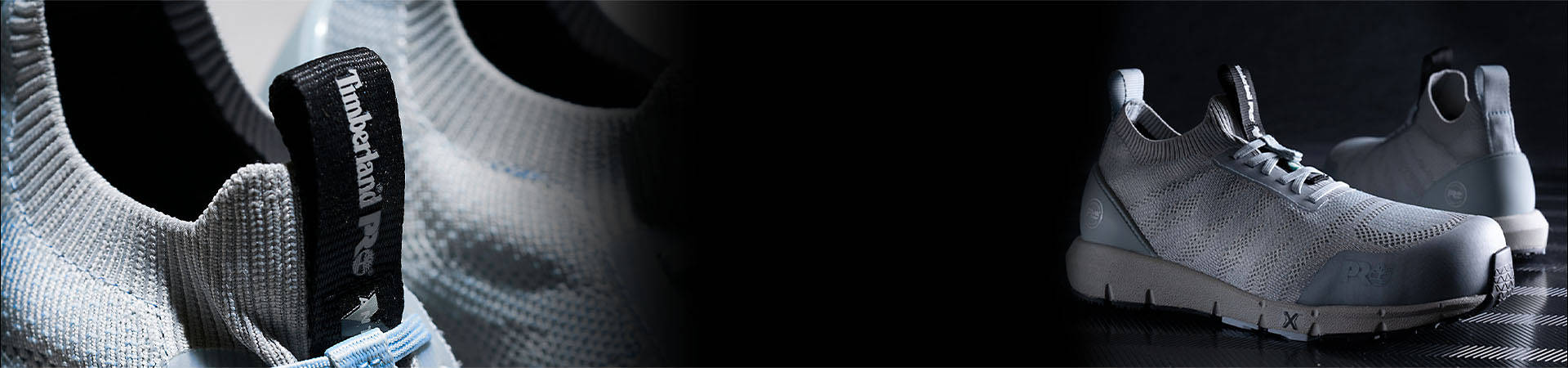 Image de deux chaussures de travail en filet gris clair, l'une avec un filet uni et l'autre avec un motif en zigzag, sur une surface noire et un fond noir.