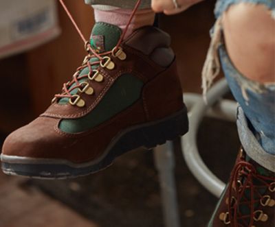 timberland field boots on feet