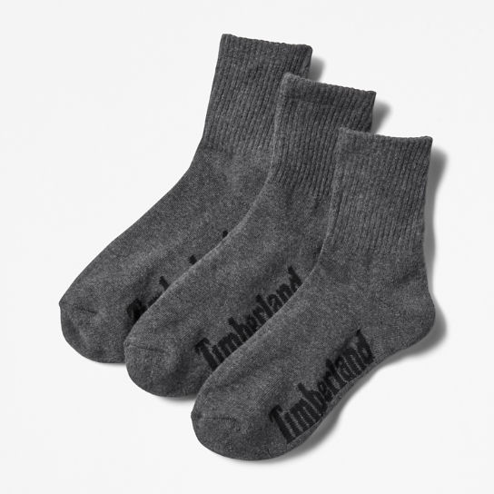Paquete de tres pares de calcetines deportivos Stratham Core para hombre en gris oscuro | Timberland