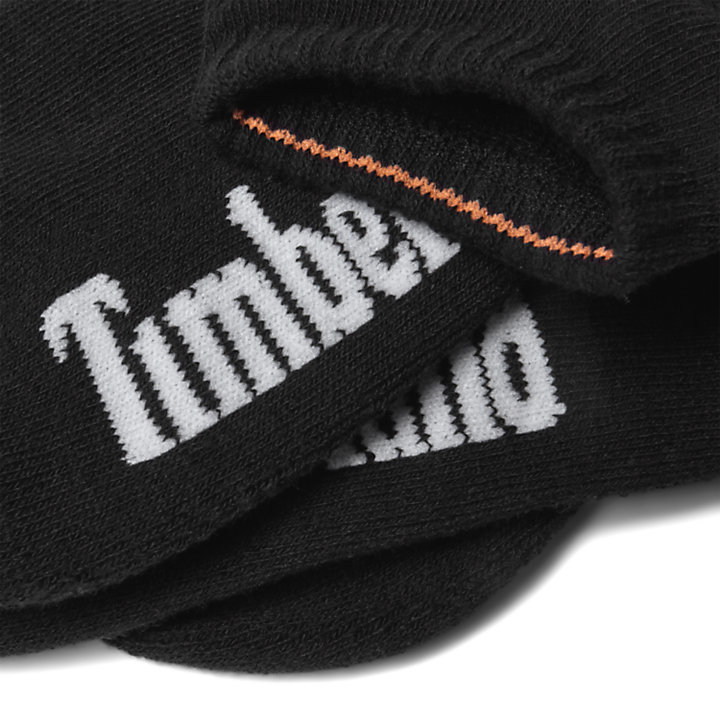 Paquete de tres pares de calcetines deportivos invisibles Stratham Core para hombre en negro-