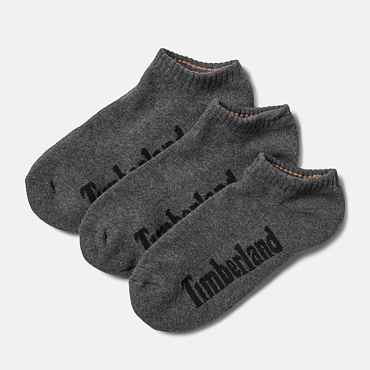 Paquete de tres pares de calcetines deportivos invisibles Stratham Core para hombre en gris oscuro