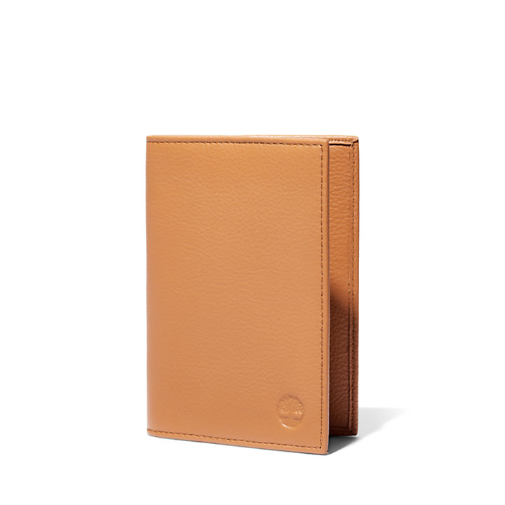 Passport Cover & Cardholder Gift Set in Brown-