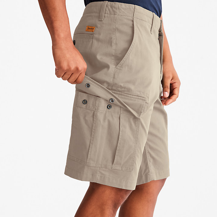 Outdoor Heritage Cargo Shorts for Men in Beige-