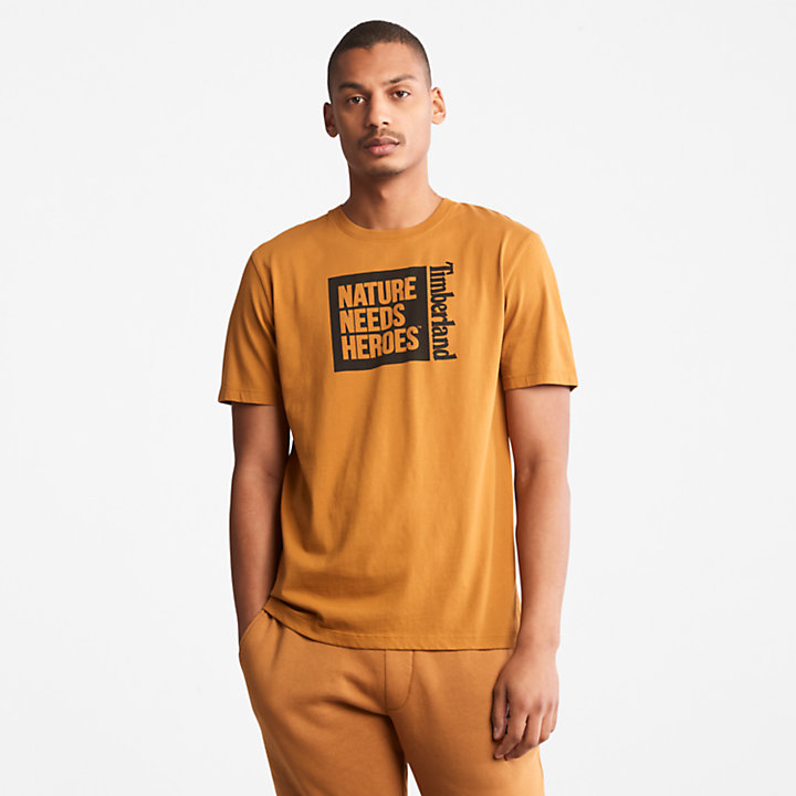 T-shirt da Uomo con Grafica Nature Needs Heroes™ in giallo scuro-