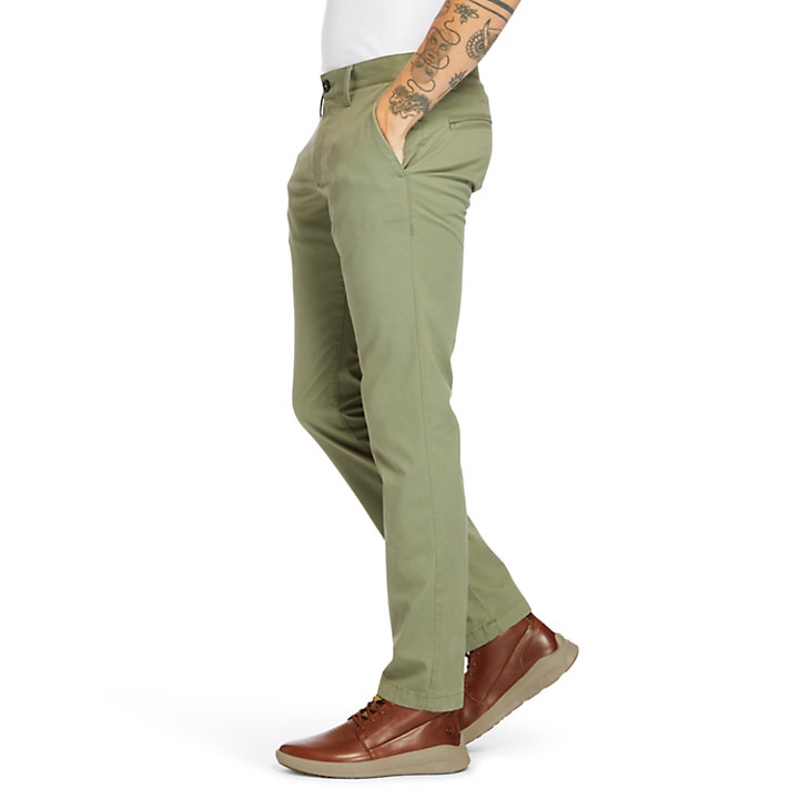 Pantaloni Chino Slim da Uomo Squam Lake in verde-