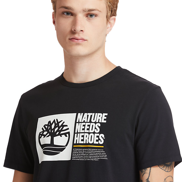 Camiseta Nature Needs Heroes™ para Hombre en color negro-
