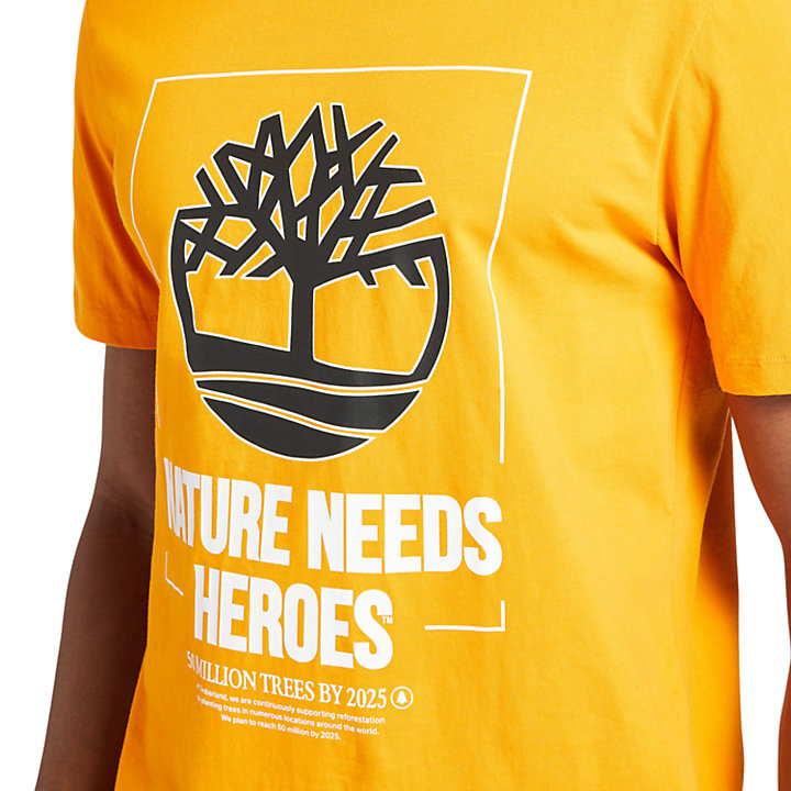 T-shirt Nature Needs Heroes™ pour homme en orange-