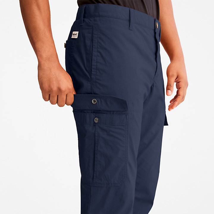 Pantalon cargo en popeline pour homme en bleu marine-