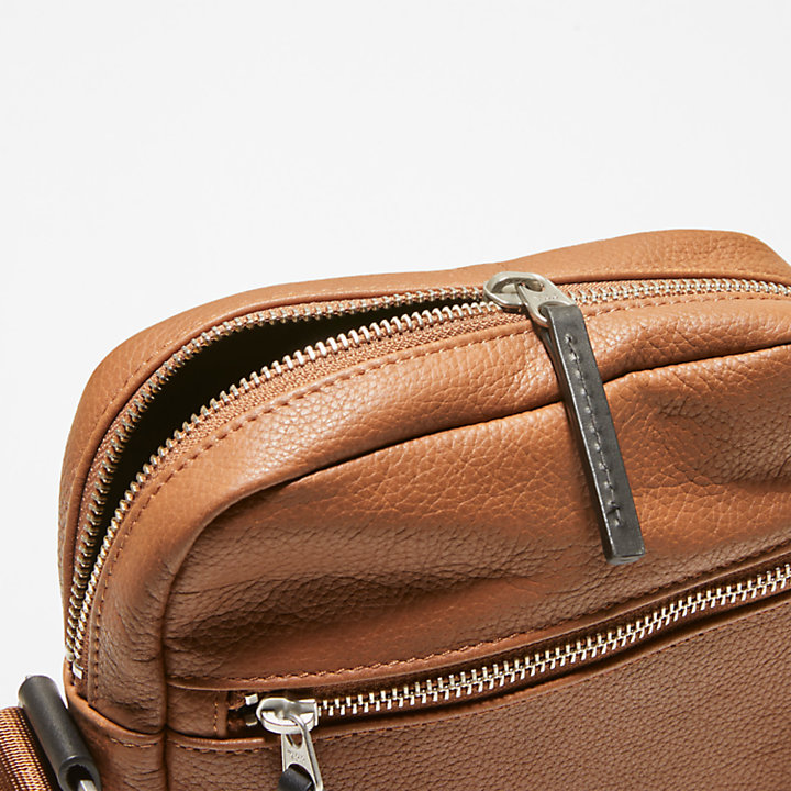 Tuckerman Contemporary Leather Crossbody Bag in Brown-
