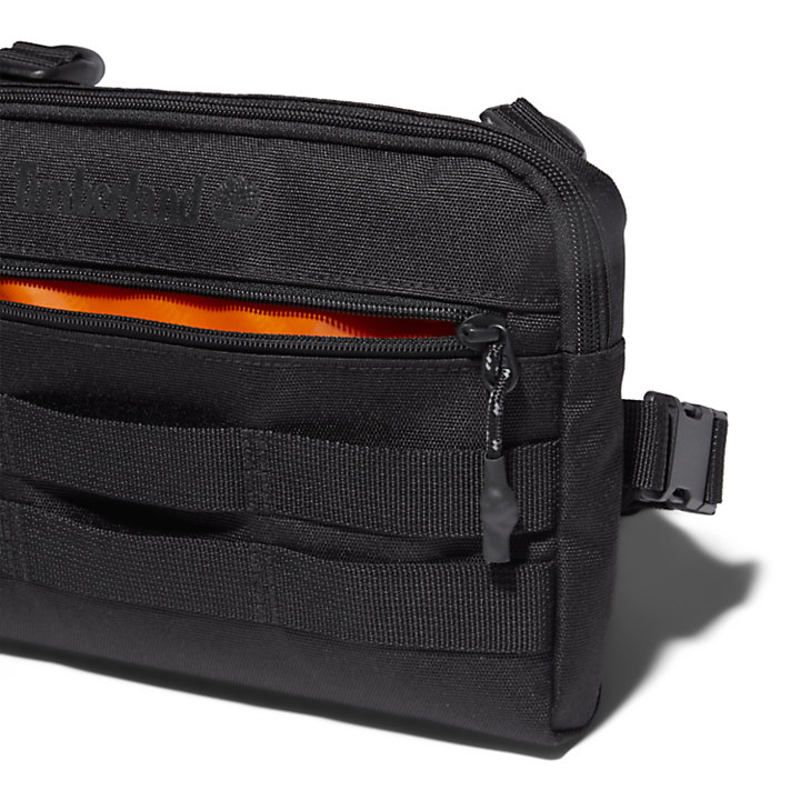 Brusttasche mit Timberland®-Logo in Schwarz-