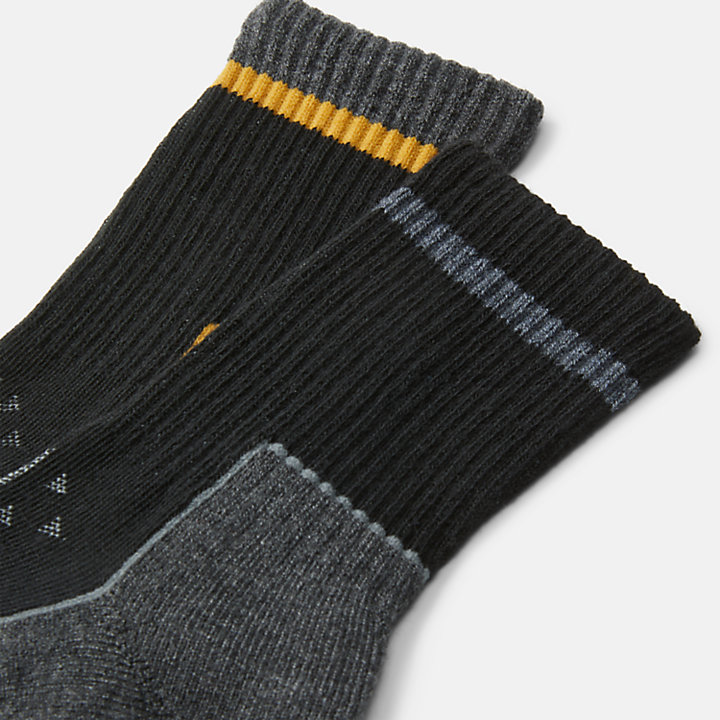 Pack de 2 pares de calcetines deportivos con media planta acolchada CoolMax® en negro-