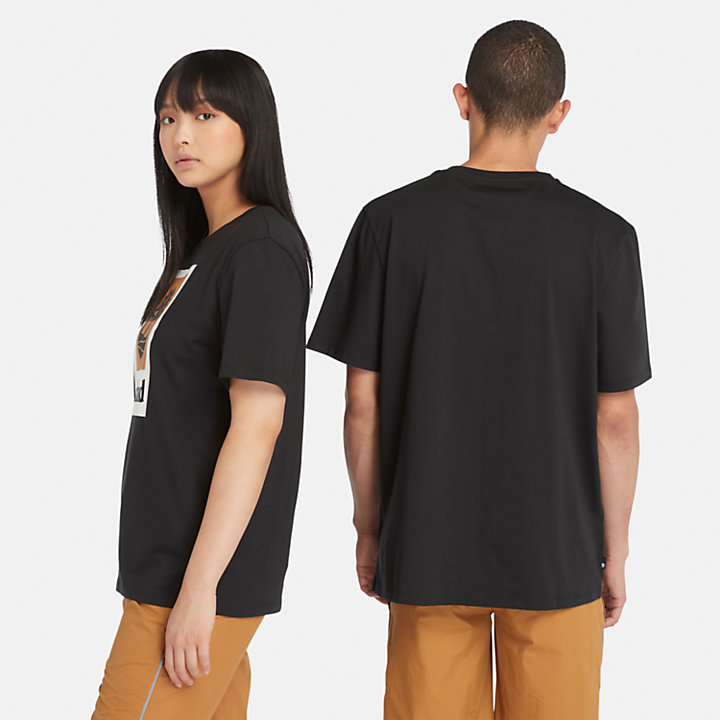 All Gender Logo Stack T-Shirt in Schwarz/Weiß-