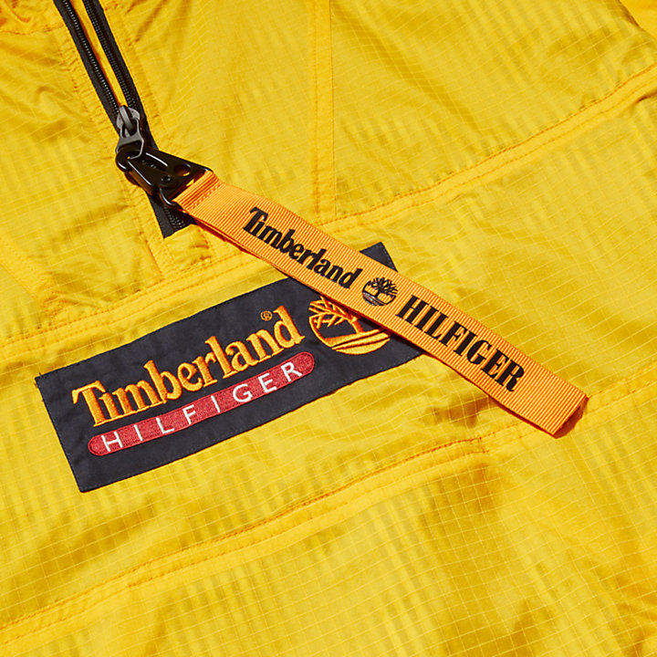 Anorak Re-Mixed de Tommy Hilfiger x Timberland® en amarillo-