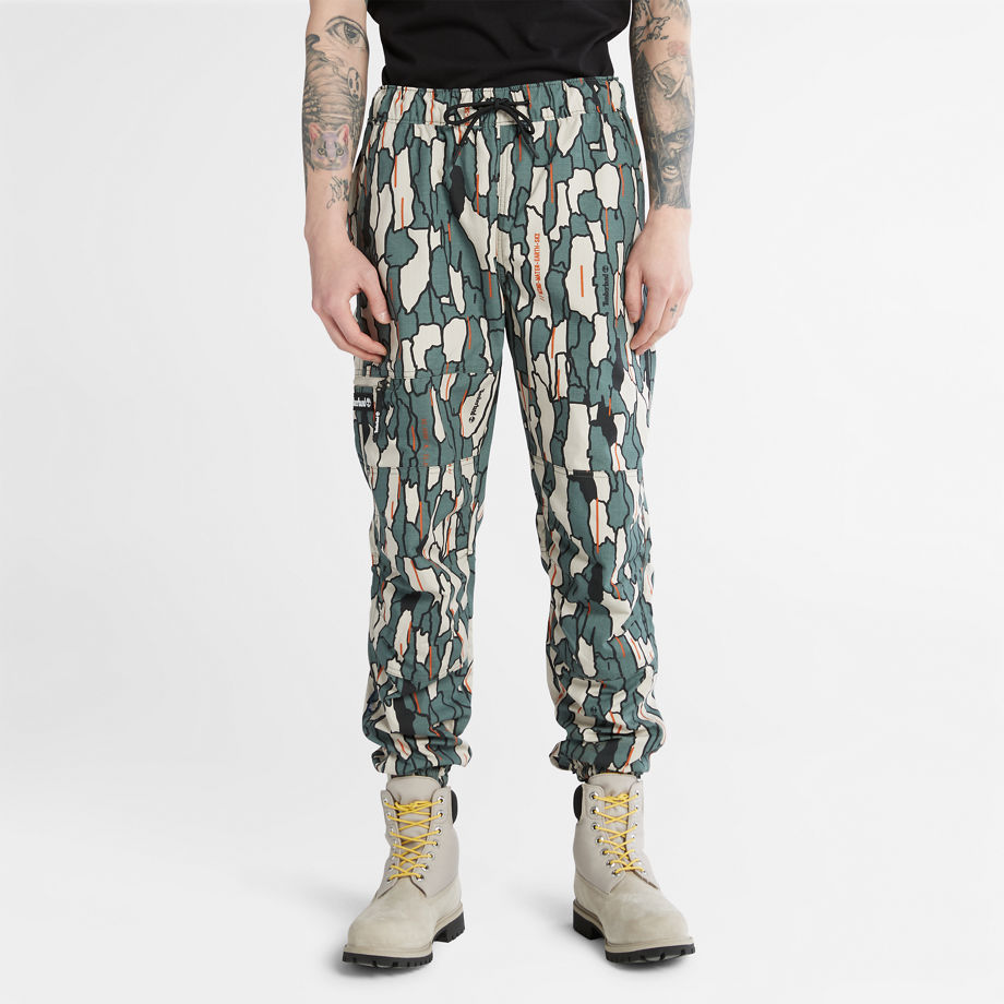Timberland Water-resistant Ripstop Joggers For Men In Camo Camo