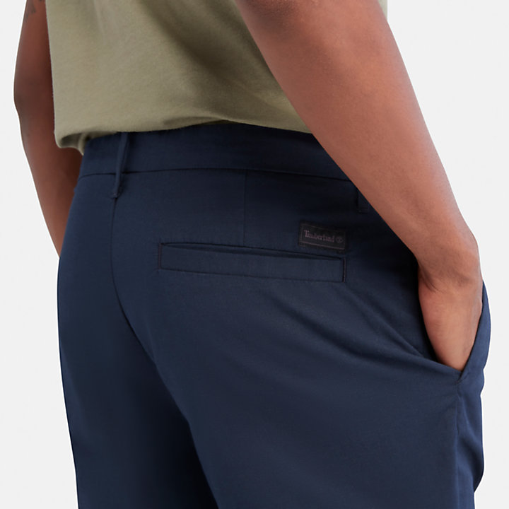 Pantalones cortos de tejido ligero para hombre en azul marino-