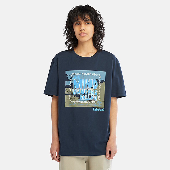All Gender T-Shirt mit Outdoor-Grafik in Navyblau