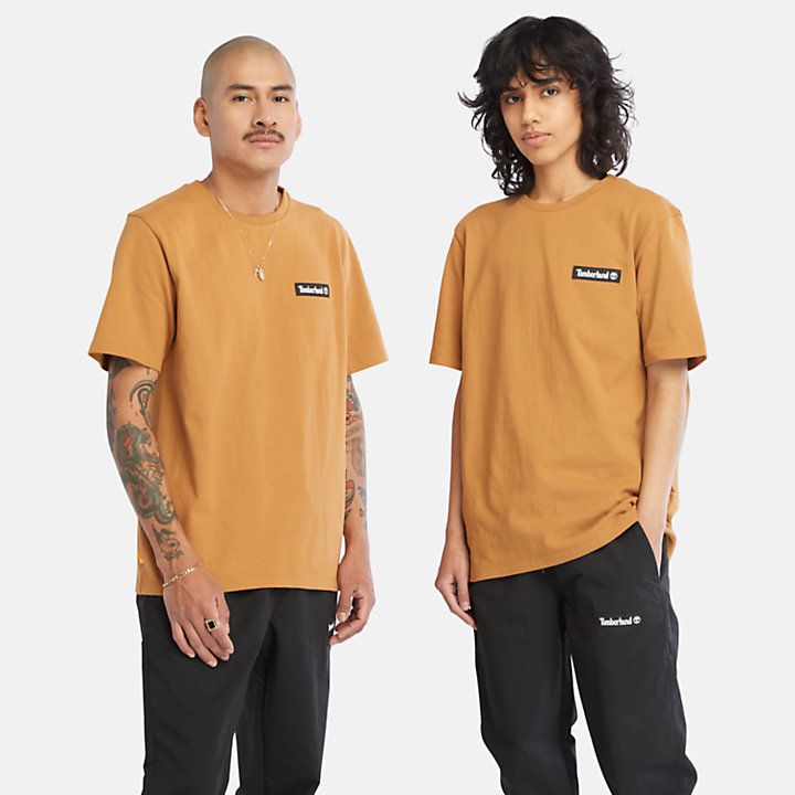 Camiseta unisex de alto gramaje con insignia tejida en amarillo-