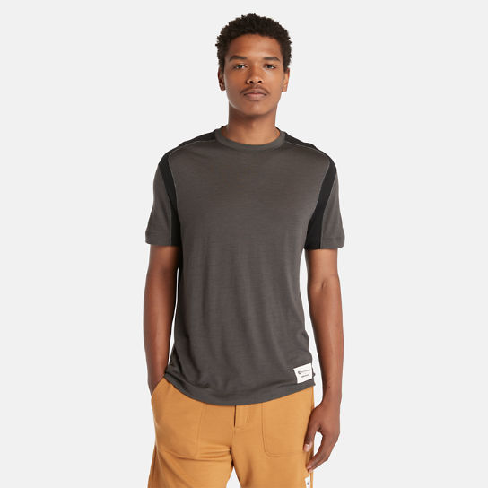 T-shirt Timberland® x Icebreaker® ZoneKnit™ en maille de laine mérinos pour homme en gris foncé | Timberland