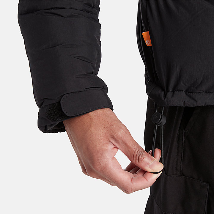 Outdoor Archive Puffer Jacket for Men in Black