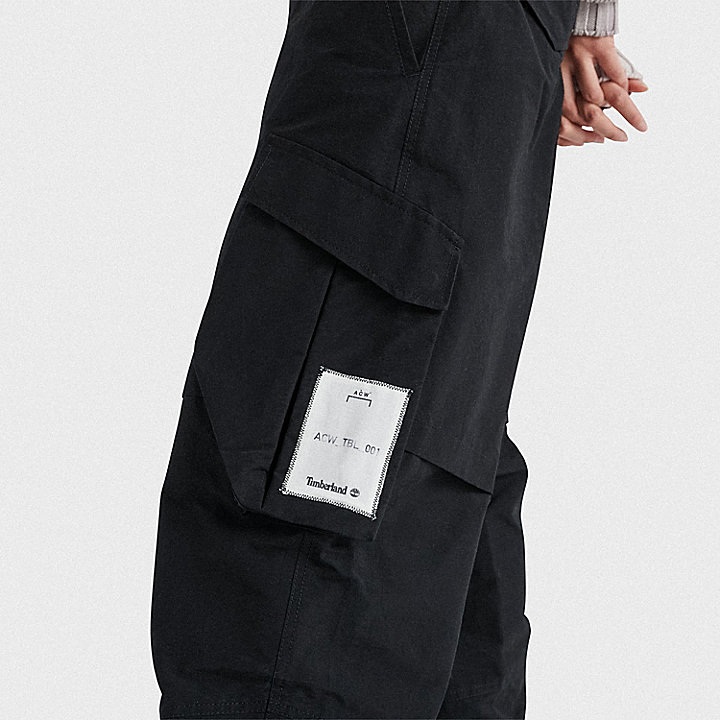 Pantalones cargo Timberland® x A-COLD-WALL* en negro