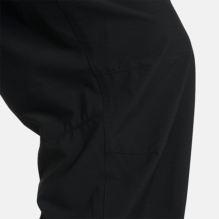 Pantalones elásticos para hombre en negro-