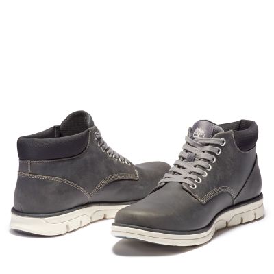 timberland dark grey bradstreet chukka boots