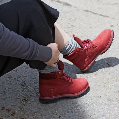 burgundy timberlands outfit