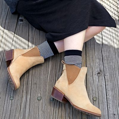 sutherlin bay chelsea boot