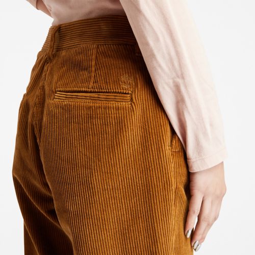 Pantalon en velours côtelé fait de coton biologique pour femmes-