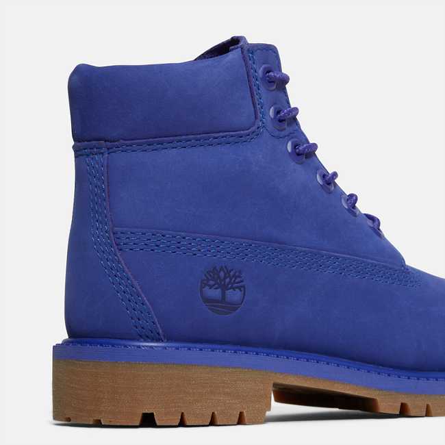 blue timberlands with spikes